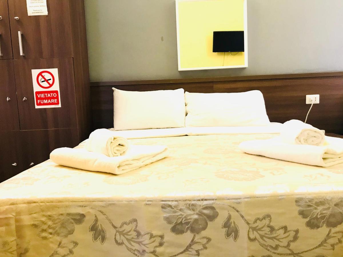 Holiday Rome Termini Hotel Kültér fotó