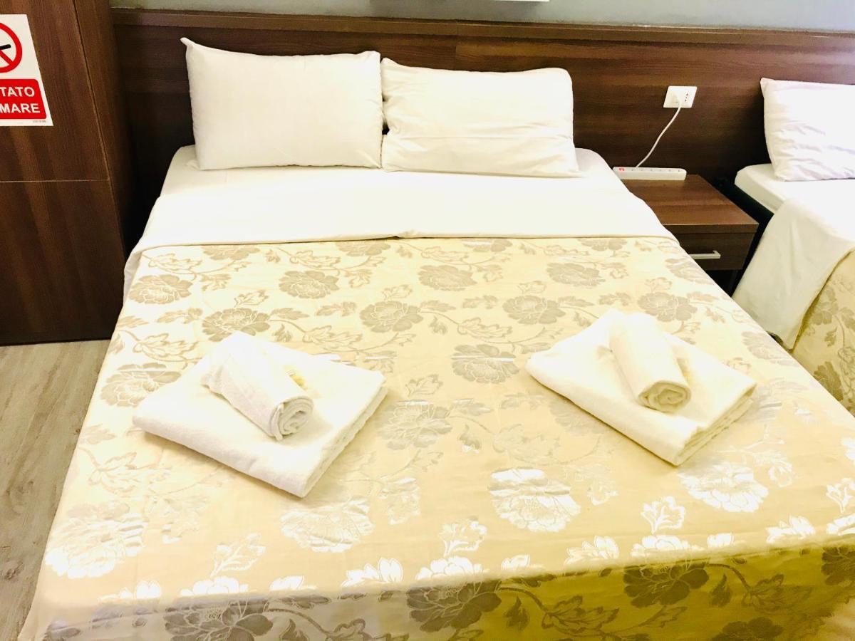 Holiday Rome Termini Hotel Kültér fotó