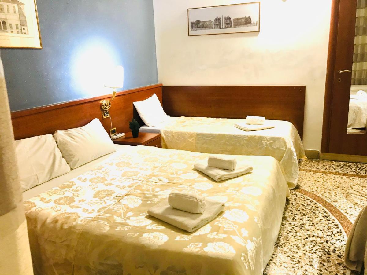 Holiday Rome Termini Hotel Kültér fotó